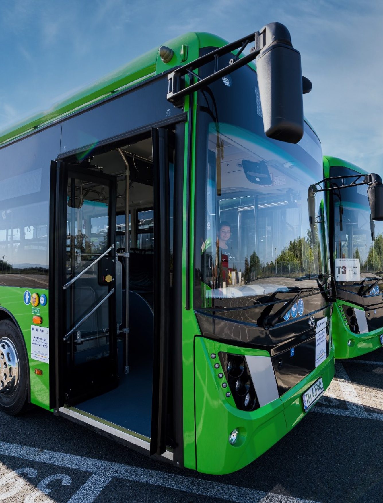 6b66b875-4a88-45b5-8eb2-1e51573396c3